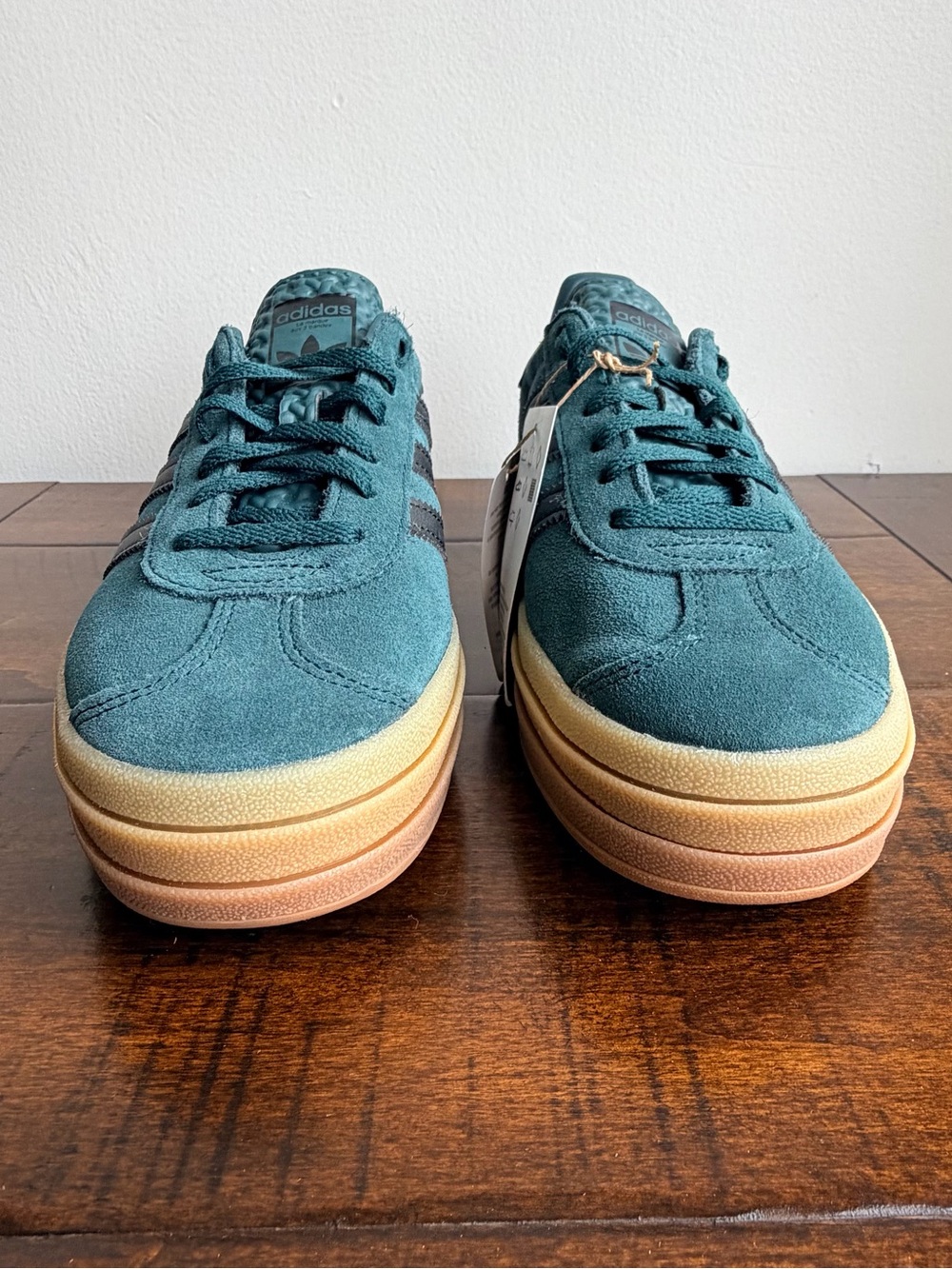 adidas Gazelle Bold W Green Gum Platform Women's Size 6.5 JQ3583 New Without Box